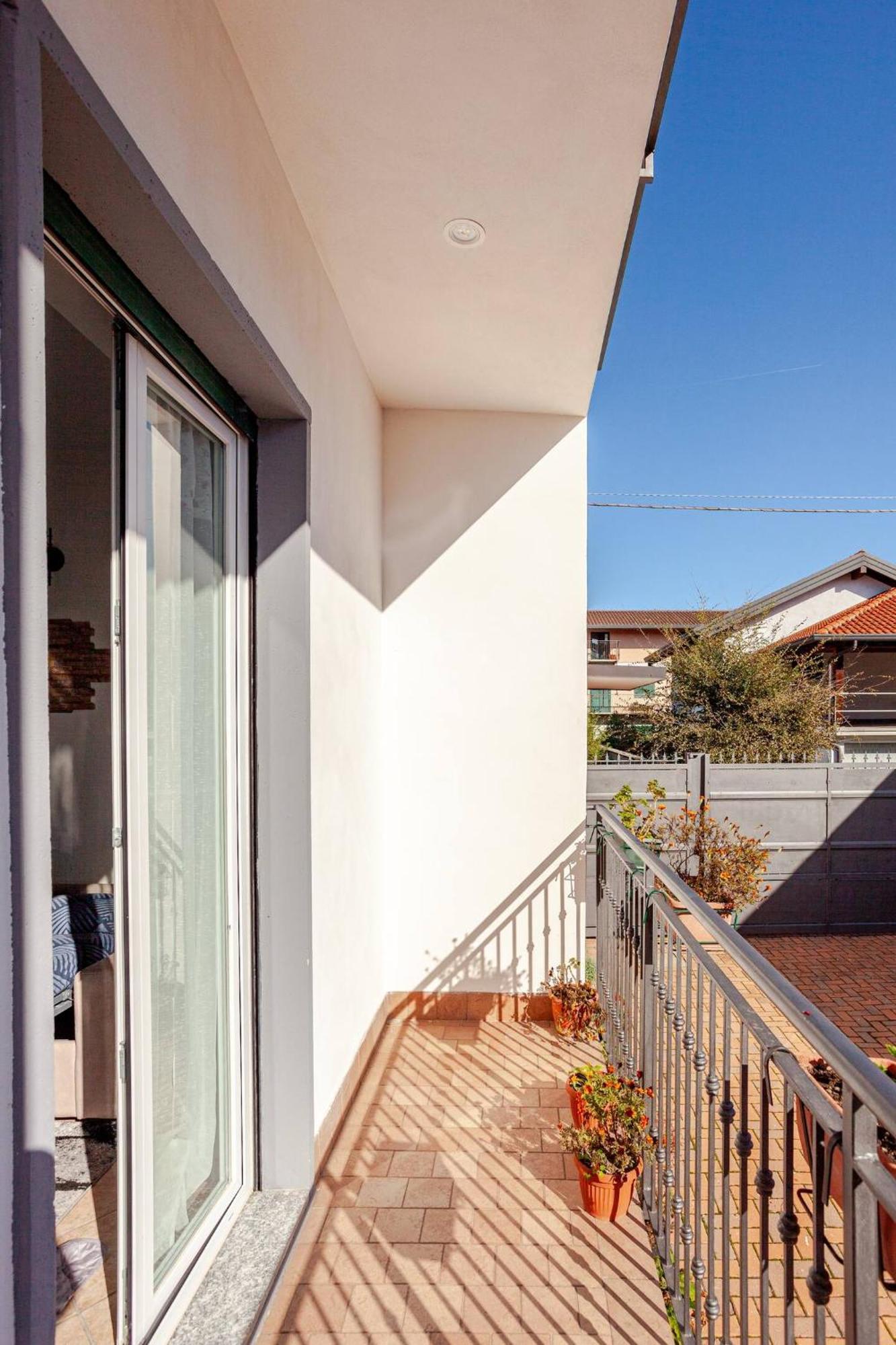 A Away From By Alex Apartment Busto Arsizio