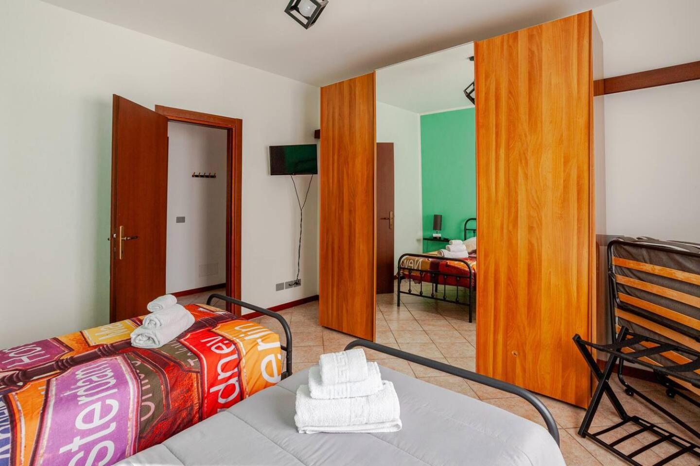 Apartment A Away From By Alex Busto Arsizio