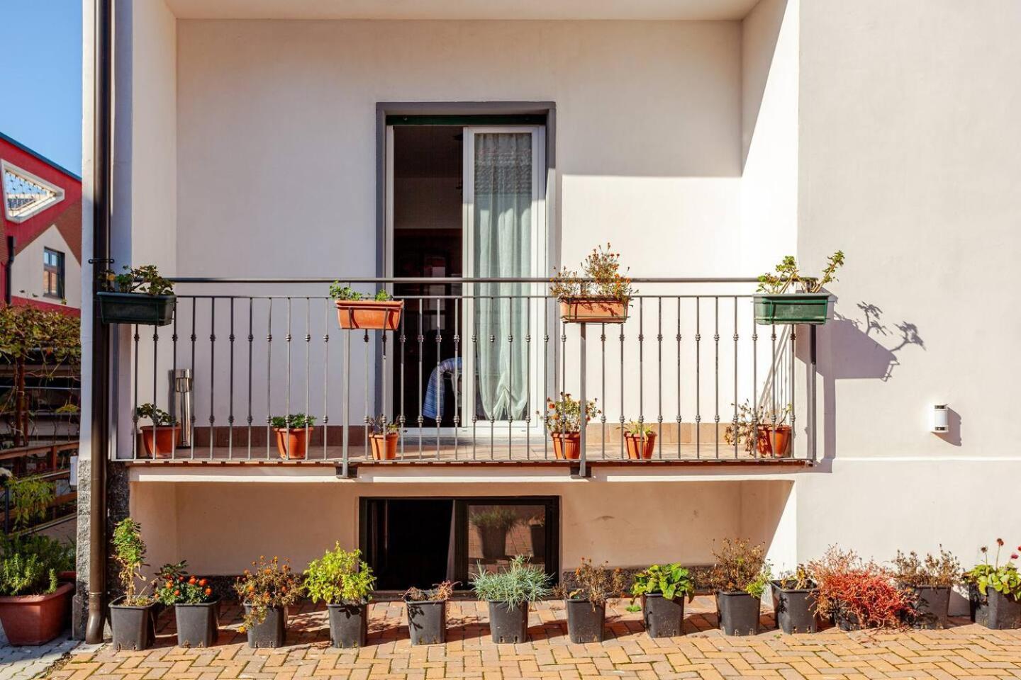 A Away From By Alex Apartment